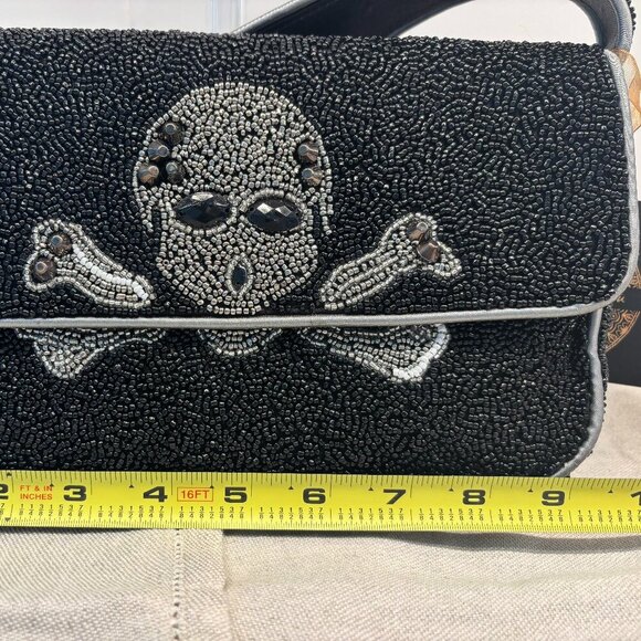 ☠️🖤Made in India Beaded Skull and Crossbones Shoulder Bag - Black & Silver☠️🖤 - Picture 9 of 10